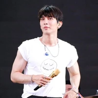 Mew Suppasit