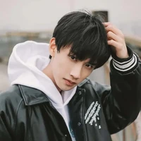 Trần Tứ Húc(🌼)