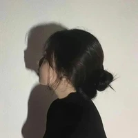 Bạch Mai Tuyết _ bn thân nó