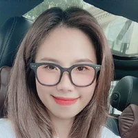 Em gái đạt