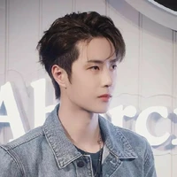 Vương Nhất Bác (chú Vương)