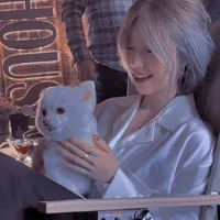 Vương Lãnh T. Hồng ( cj cô)