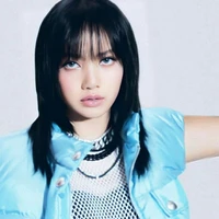 Lalisa Manoban (Cô)