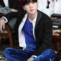 Min Yoongi _ YG ( 35000t )