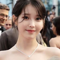 Kim / Lee Ji-eun _ IU [ công9 ]