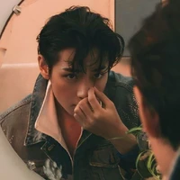 Kim Taehyung ( V )
