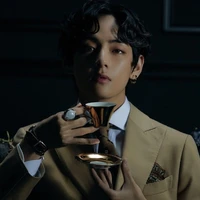 Kim Taehyung (V)