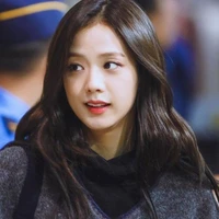 Kim Jisoo (Cô)
