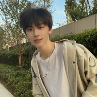 Trạng Song Tử ♊ Song_Đào_Hoa