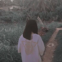 Tô Thiên Yin (con t/g)