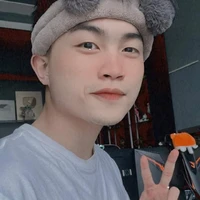 Tân