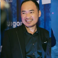 Tiến Luật (ba Ngọc)