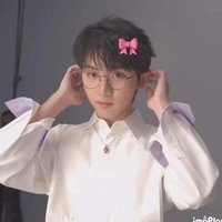 Lục - Mã Gia Kỳ