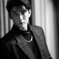Mew Suppasit