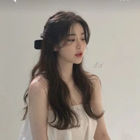 Lê Hoàng Uyên Nhi ( Wendy )