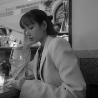 Pranpriya - Lalisa ( cô )