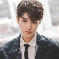 Vương Tuấn Khải