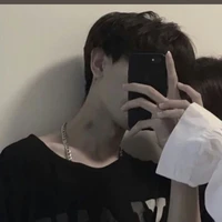 Hoàng Thiên Vũ(bff hắn)