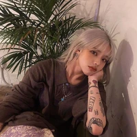 Lưu Khả Tĩnh [Chị]