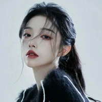 Trần Gia Hân______ bạn cô