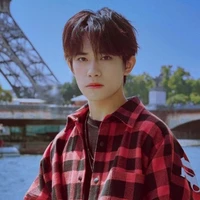 Dịch Dương Thiên Tỉ _bff anh