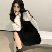 Tuệ Như_ quản lý của cô _và K- T-A-I