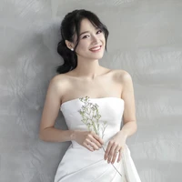 Nhã Phương( Mẹ Y/n)