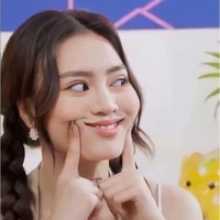 Bà tgia VT truyện nhàm chán😘