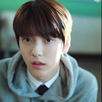 Choi SooBin (cậu của cô)