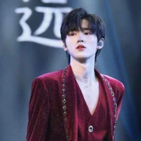 Tống Á Hiên (Cậu )