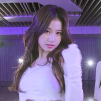 Minatozaki Sana_[bff jk]