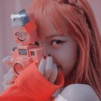 Lisa(Lía)-Bạn lớp kế bên