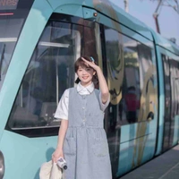 Tà Uyển Như 