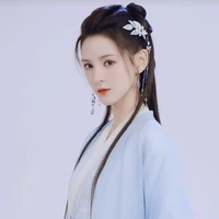 Thanh Nhã ( tiểu thư có quyền kinh thành