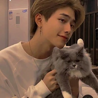 Hàn Trọng Thiên Long