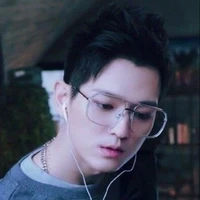 Thẩm Triết-Grunt