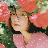 Hạ Minh Hương ( mẹ nu9 )