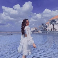 Ninh Dương Lan Ngọc( bạn thân Ngân)