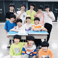 TF Gia Tộc_F3