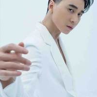 Karik (anh Ngọc)