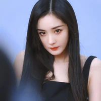 Dương Mịch (DM)