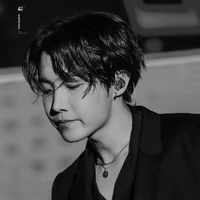 Jung HoSeok-j-hope
