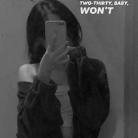 Nguyệt Hoàng Ánh Linh_Jinna