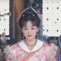 Yêu Hồng (mẫu thân)