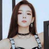 Choi Jisoo ( Lia )