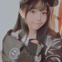 Hoàng Thúy Vân_ 18 Tuổi