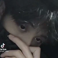 Tác giả Hoàng nè