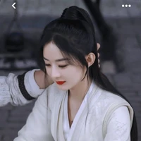 Ngộ Thù ( hậu vệ thân cân của Tả Liên)