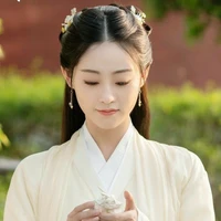 Tôn Nhiên (tỷ tỷ Tôn Nhược)