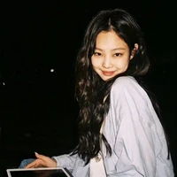 Kim Jennie [	Em	]